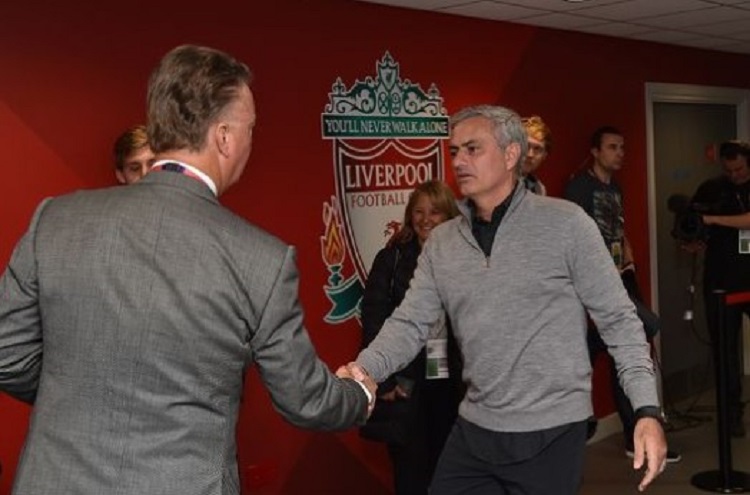 Louis-van-Gaal-Jose-Mourinho