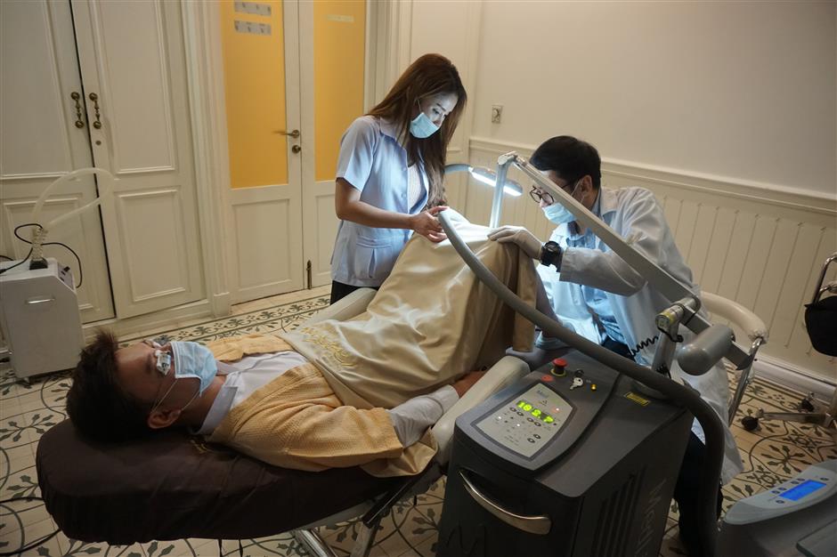 Thailand-Penis-Whitening-1.jpg