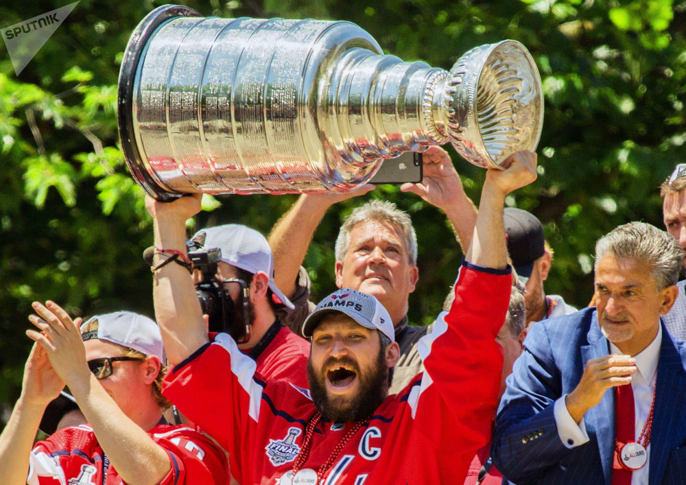 NHL.jpg