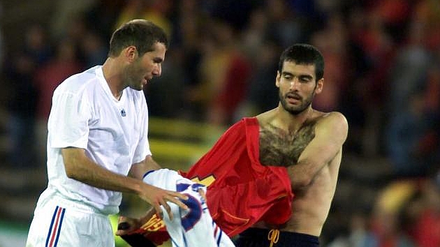 Zinedine Zidane and Pep Guardiola 1