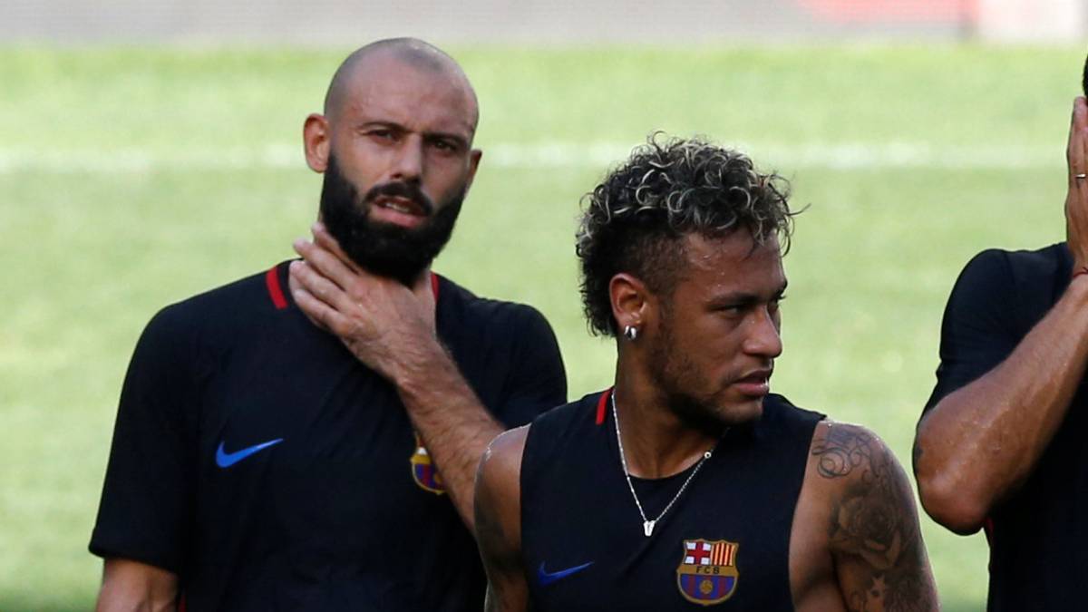 Mascherano: Neymar has to play for Barcelona