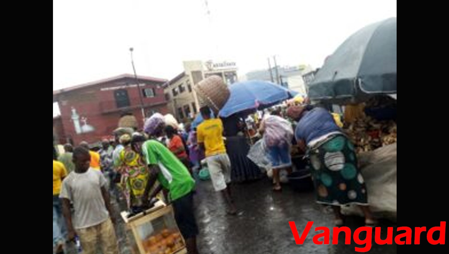 Lagos reopens with no social distancing among traders and beggars