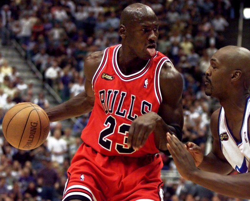 Which jerseys are setting records at sports auction?