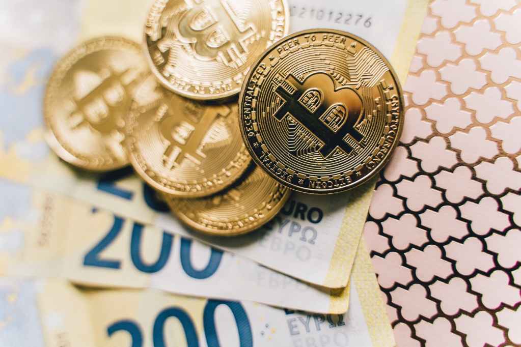 business money gold retro