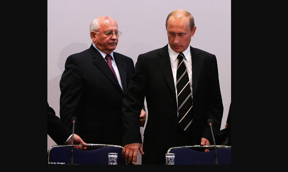 Mkhail Gorbachev and Vladimir Putin