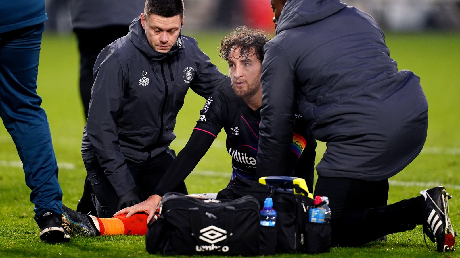 EPL: Match postponed after Luton Town captain suffered a heart attack (video)