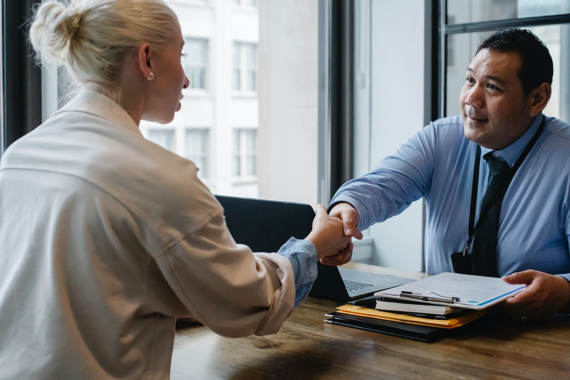 Factors to consider before starting a business