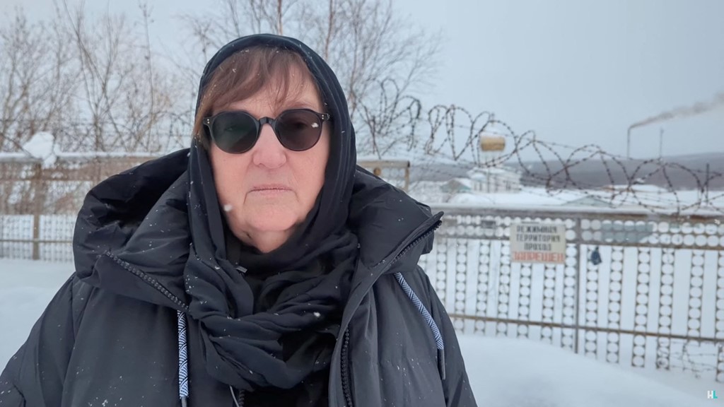 Kremlin gives Navalny’s mother ‘ultimatum’ on his burial