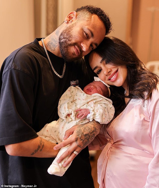 Neymar requests DNA test on third child with Brazilian model