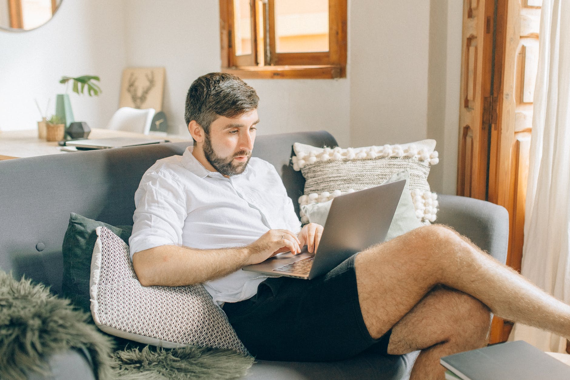 Advantages and disadvantages or remote jobs