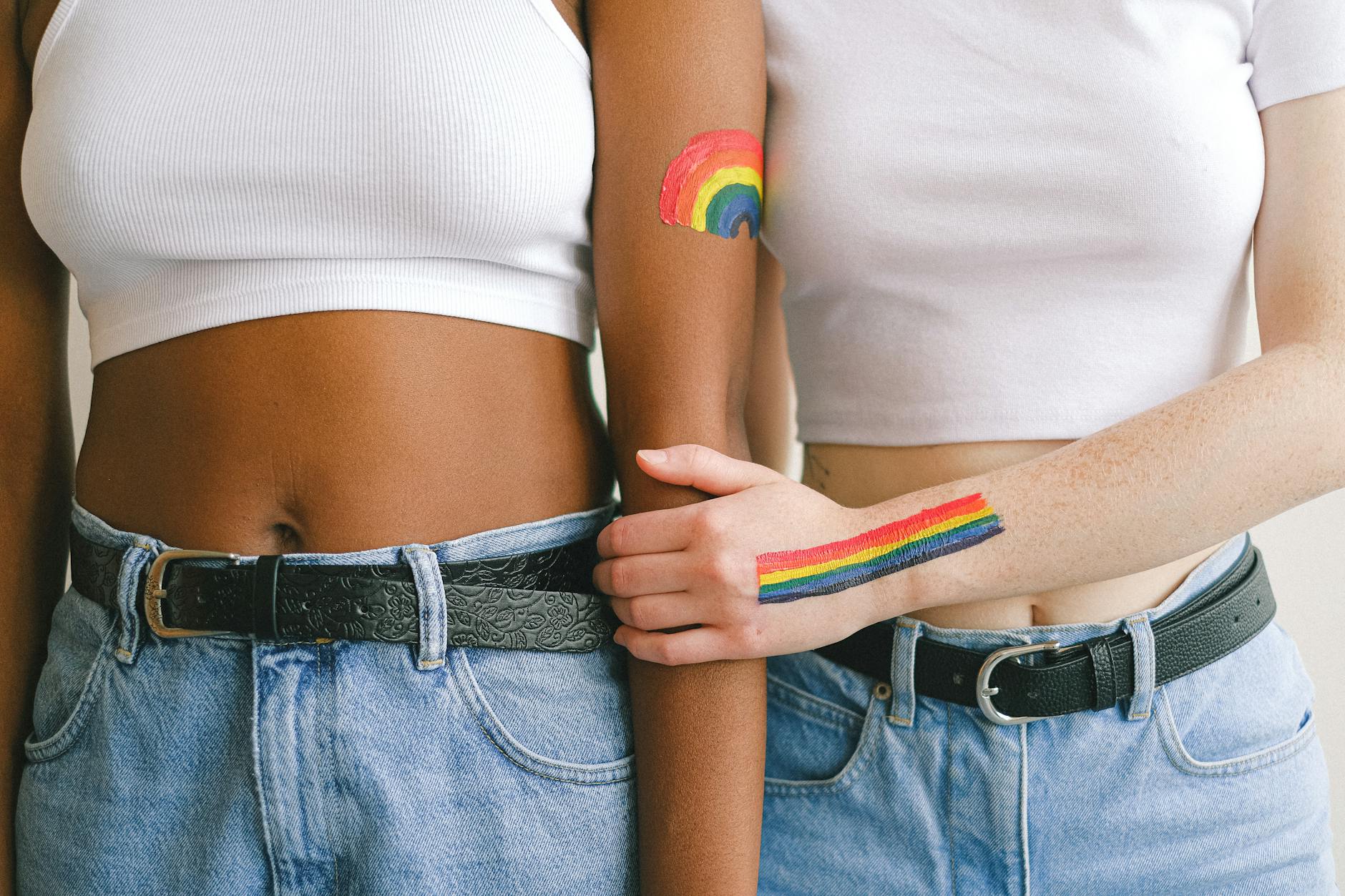 Tips for first-time lesbian hookups