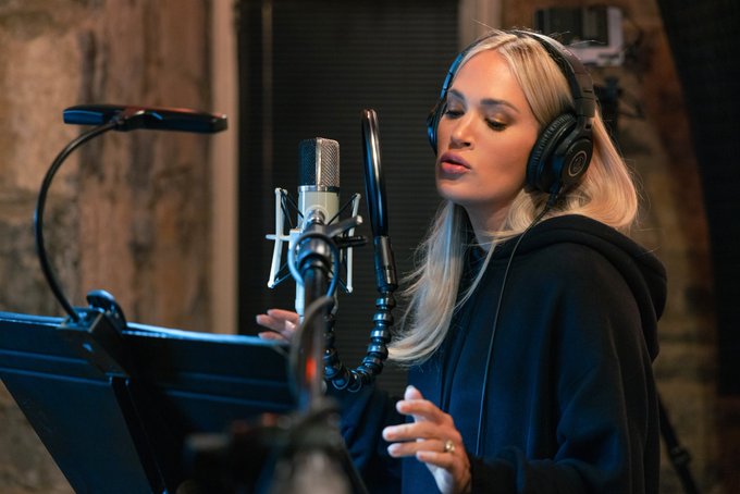 Carrie Underwood safe after fire outbreak at her Tennessee home