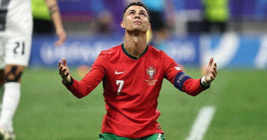 Wizkid or Davido? Cristiano Ronaldo picks favourite Nigerian musician