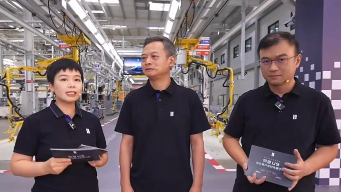 Chinese auto manufacturer BYD docks first carrier vessel in Spain