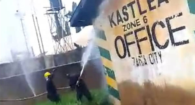 #Endbadgovernment: Hoodlums raze security vehicle, vandalize bank in Kaduna