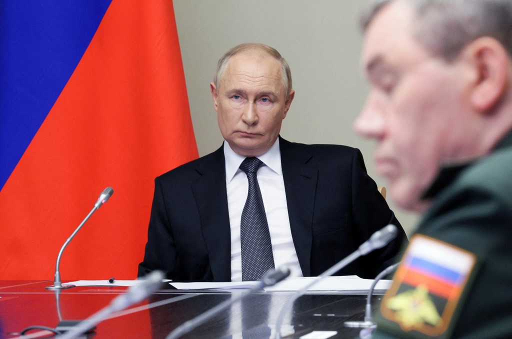 Putin repeats assertion he should have invaded Ukraine ‘earlier’