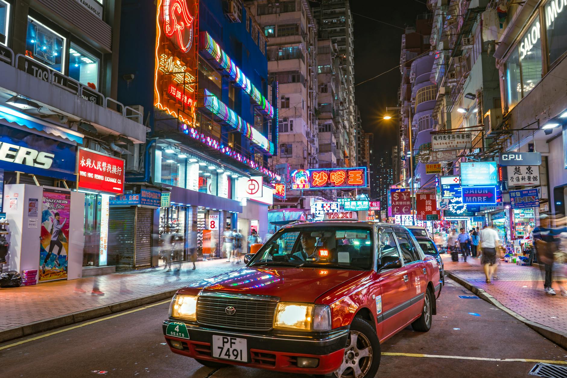 Hong Kong’s GDP increases by 3.3% in Q2