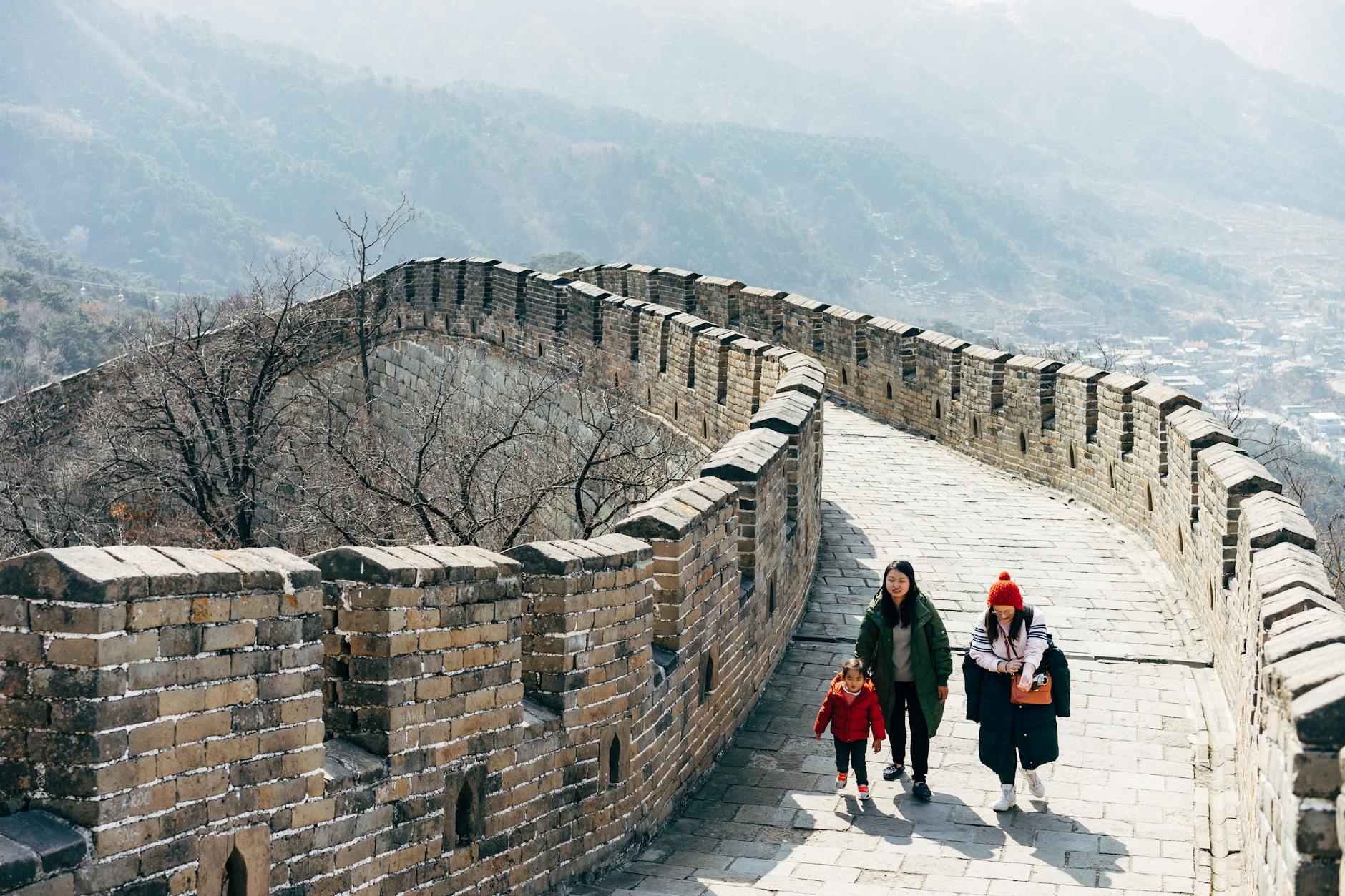 people walking on great wall of china