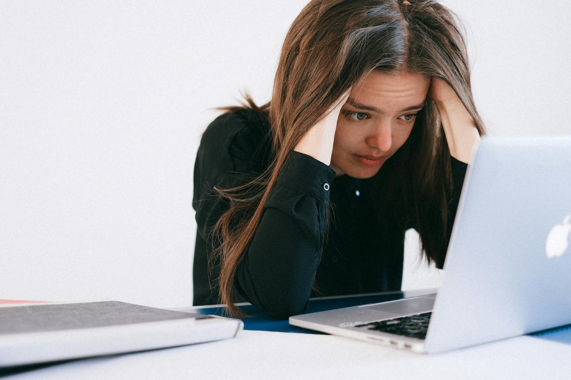 Tips on managing excessive emotional labour in the workplace