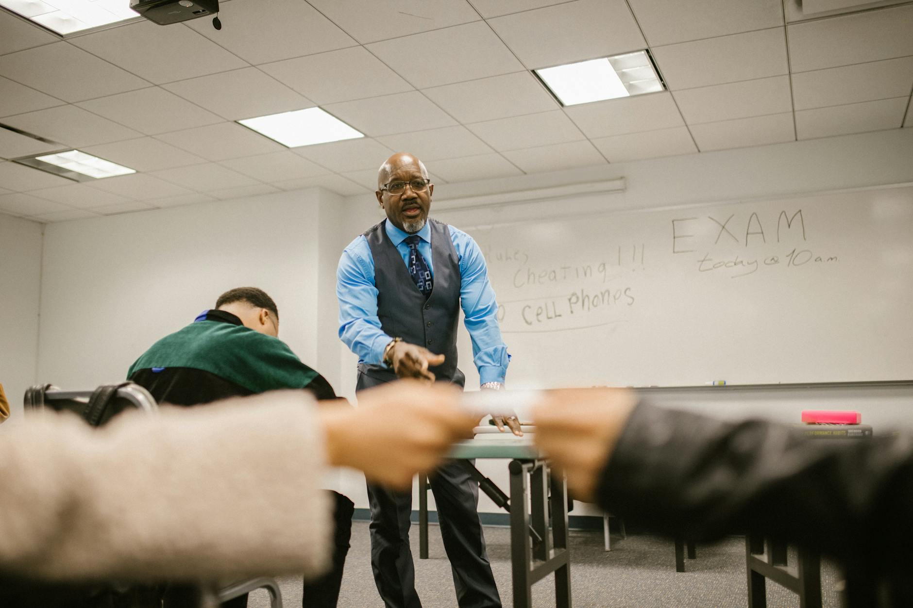 teacher caught his students cheating during an exam