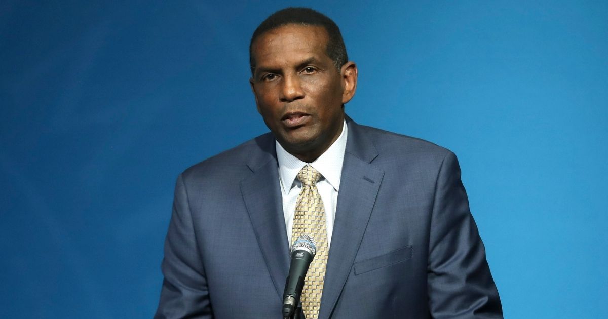 Burgess Owens: Americans proud of Trump