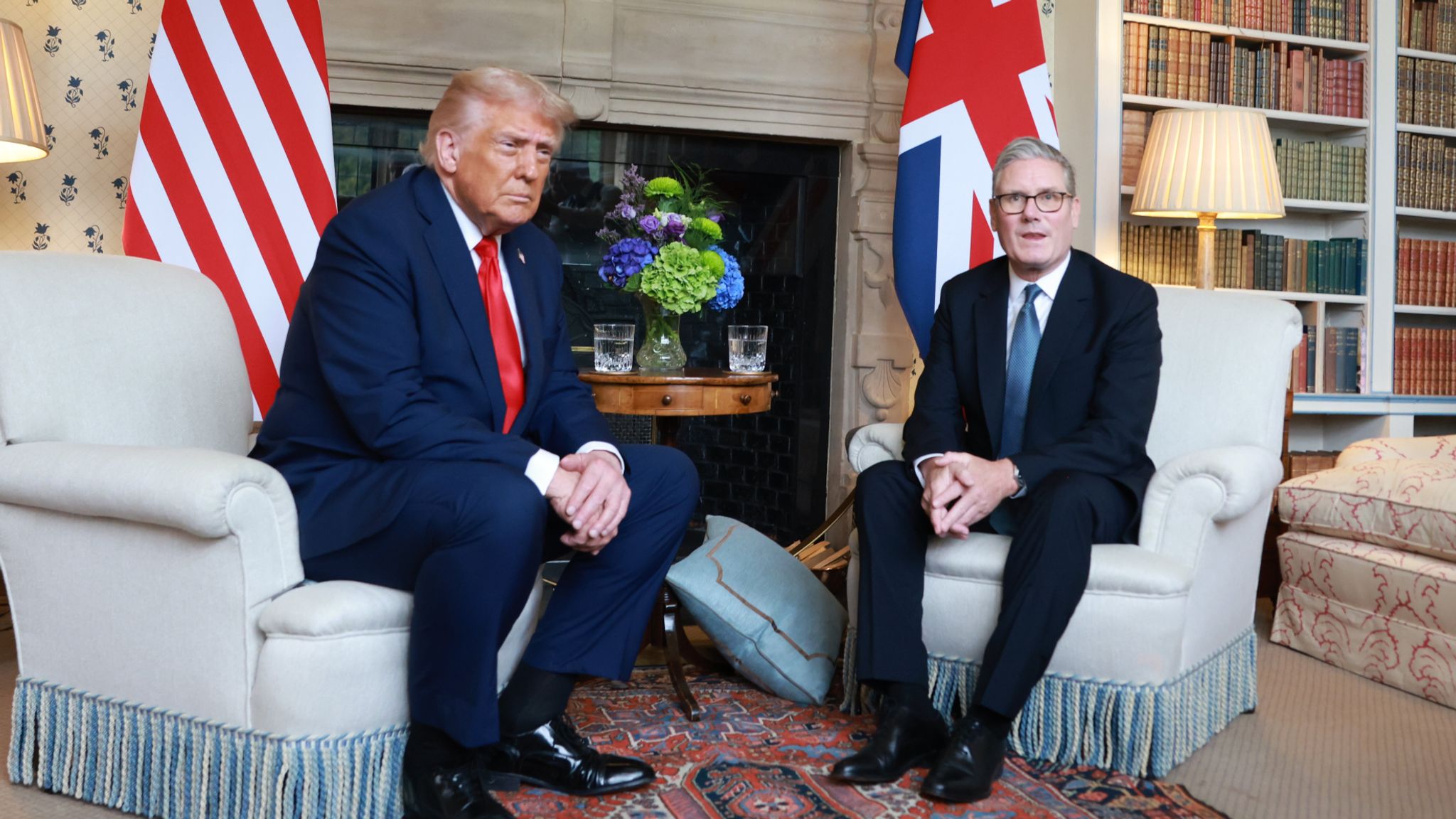 Trump Threatens ‘Big Tariff’ for UK Over Tech Tax