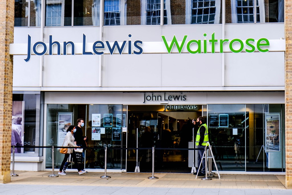 Major retailer launches biggest recruitment drive for Christmas rush