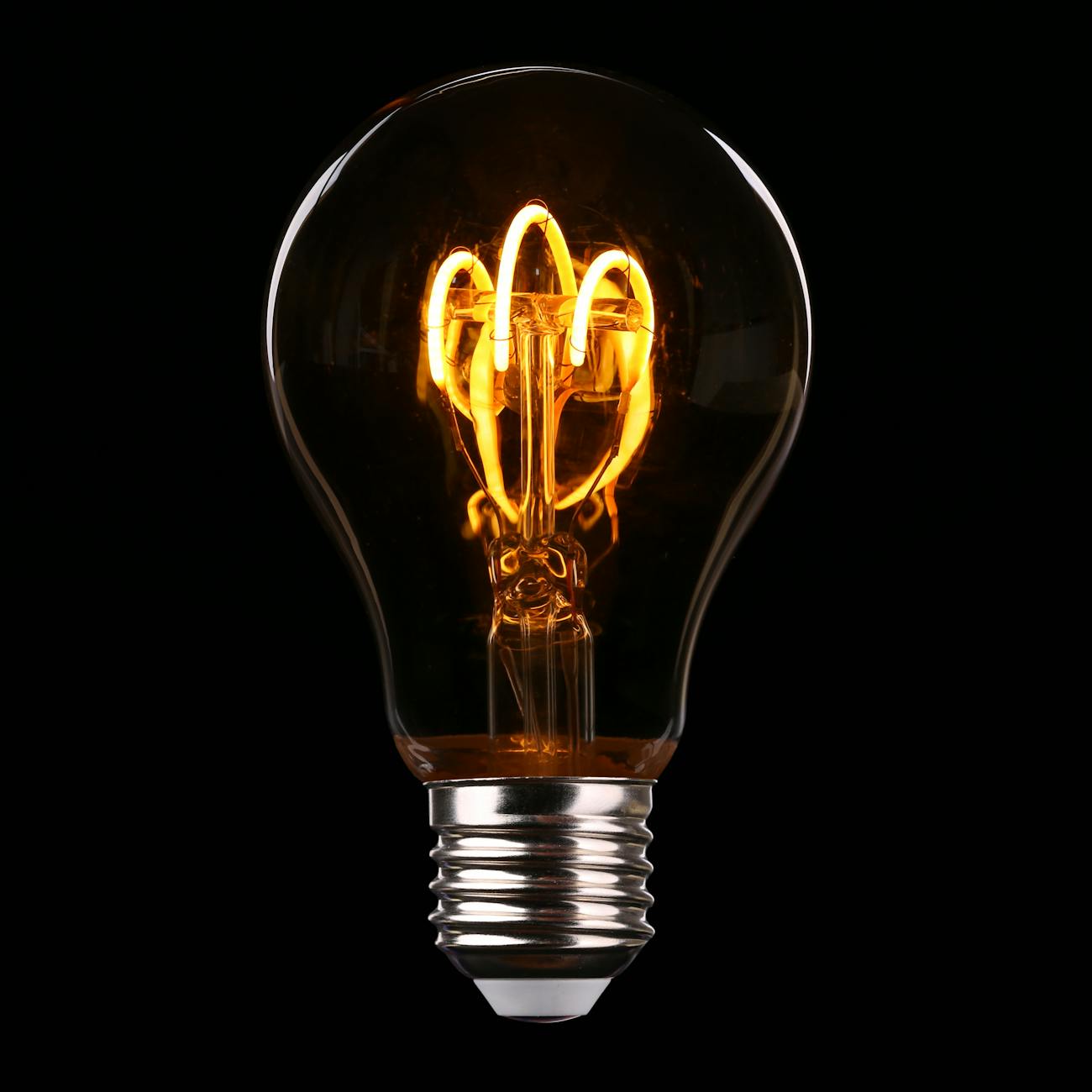 27 fixed energy deals now cheaper than price cap, Uswitch says