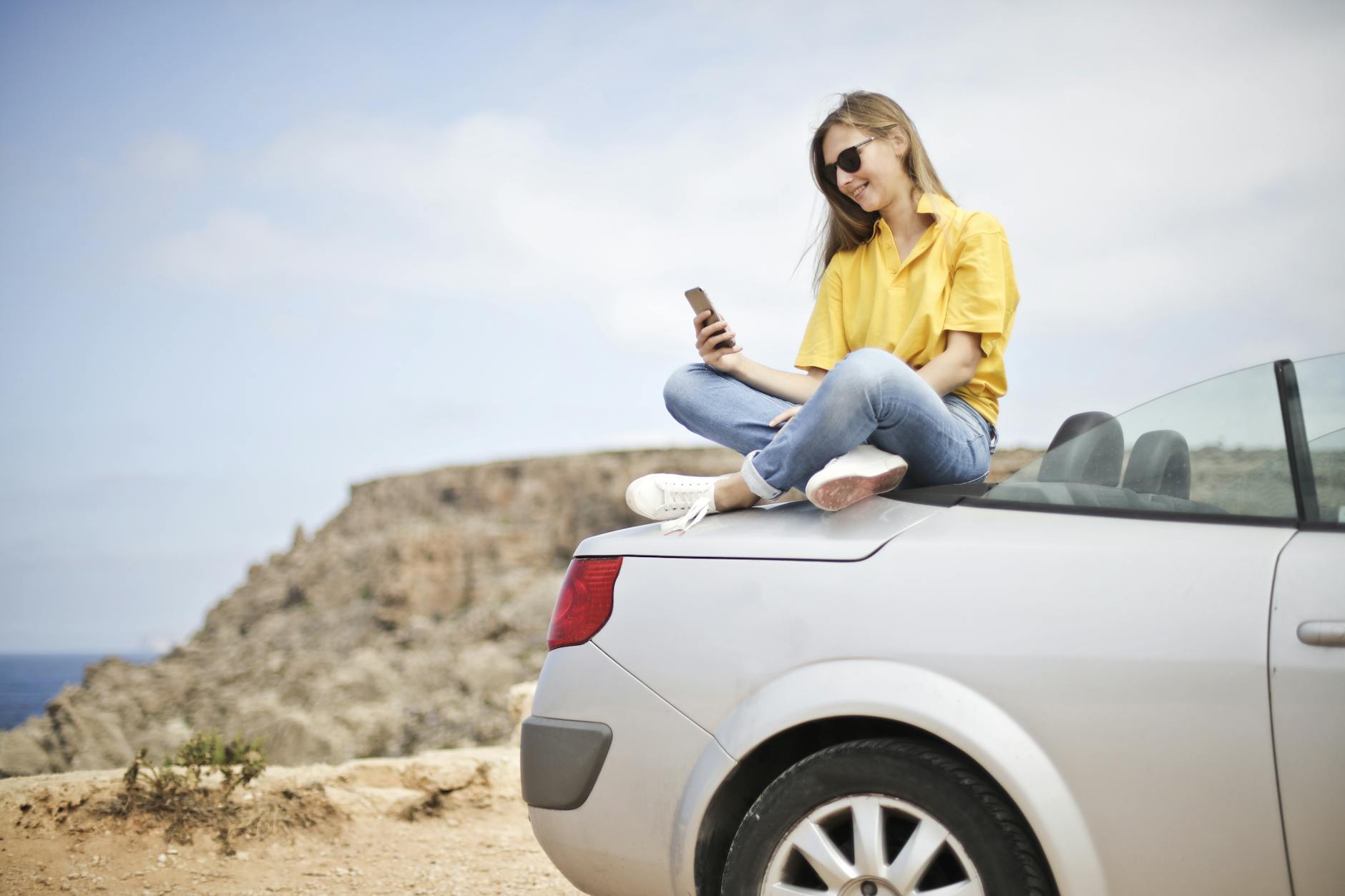 Car insurance for 17-24-year-olds falls to lowest price since 2015, data shows