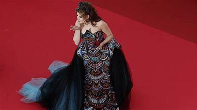 Cannes 2026: Urvashi Rautela’s $155.87 Million Gown Breaks Red Carpet Records