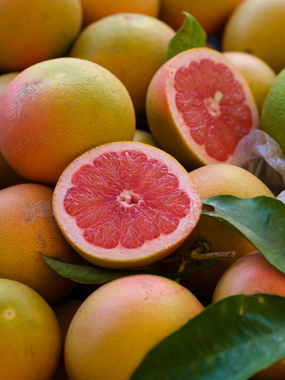 Sweet Traps: The Deceptively Harmless Fruits That Can Endanger Your Health