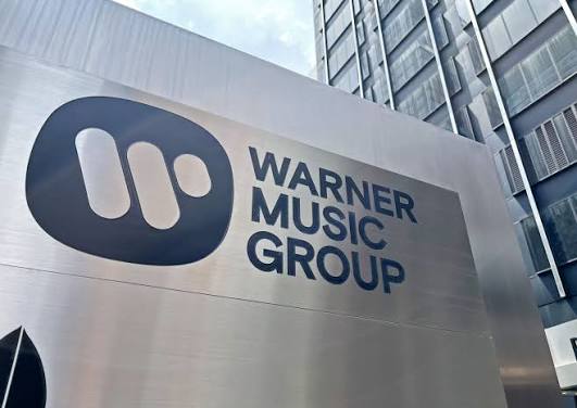 Warner Music Sues Ray-Ban Owner Over Unlicensed Use of Taylor Swift, Travis Scott and More in Ads